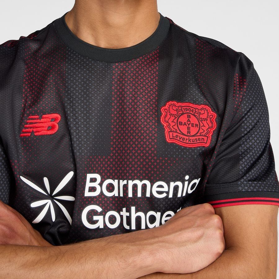 Bayer Leverkusen Home Shirt 2025/26 Supporter Version