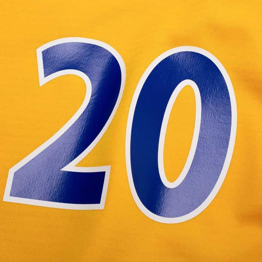 Sweden Home Shirt 2000 Size XL LARSSON 20 (8/10)