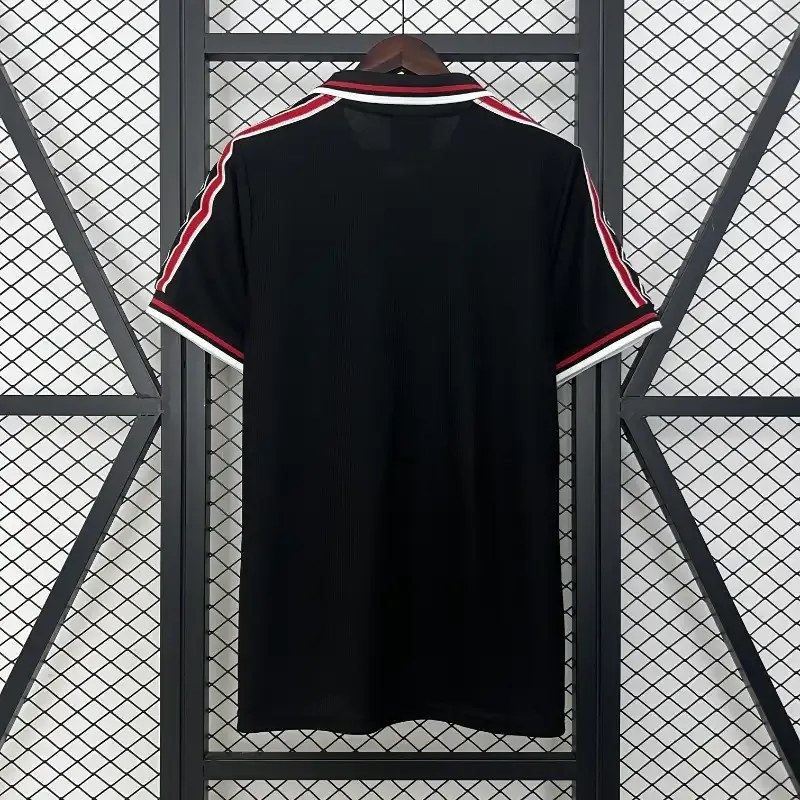 Cheap 1998-1999 Manchester United Black Soccer retro kit