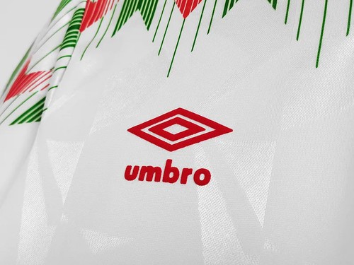 Official 1990 International Jersey Retro With Classic Design -