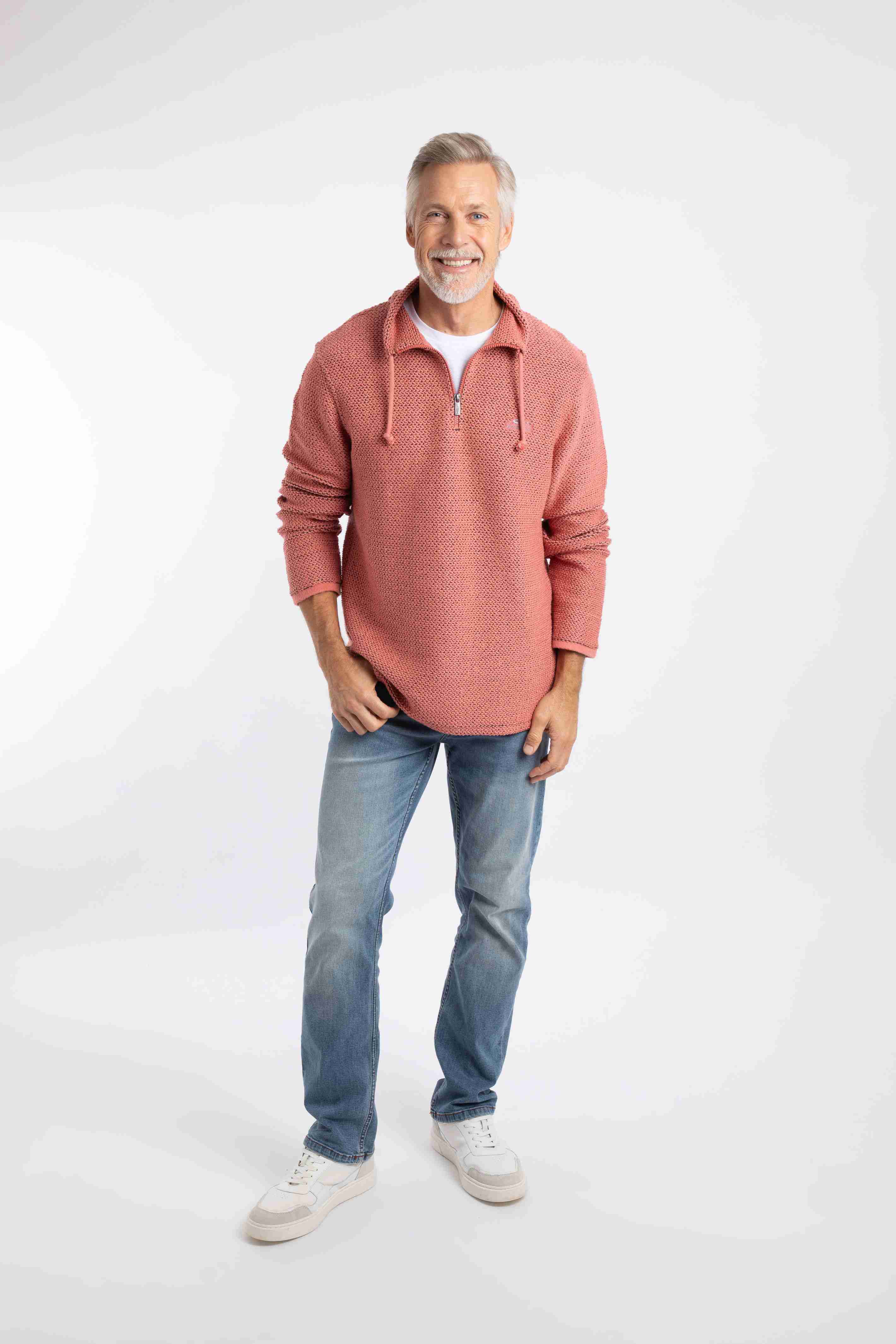 Cruiser 1/4 Zip Macaroni Sweatshirt Nantucket