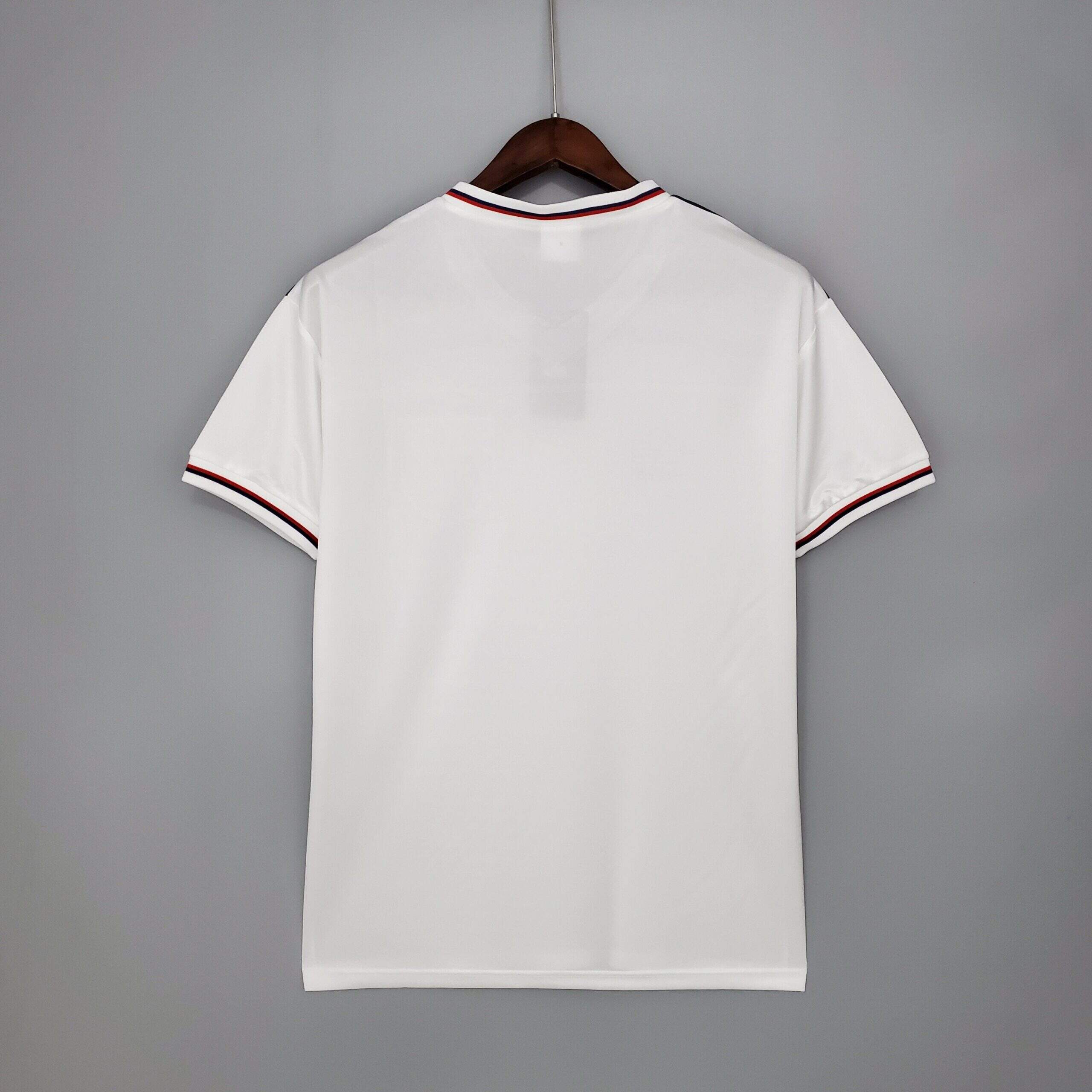 Cheap 1982 England Home kit