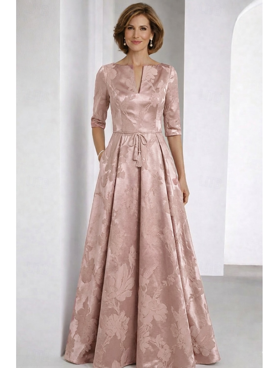 A-Line Floor Length Wedding Guest Dress Formal Dresses Flare Dress Mother of the Bride Dress Half Sleeve V Neck Elegant Vintage Formal Jacquard with Bow(s)