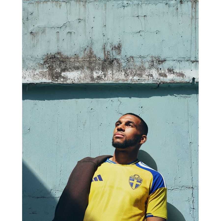 Sweden Home Shirt World Cup 2026