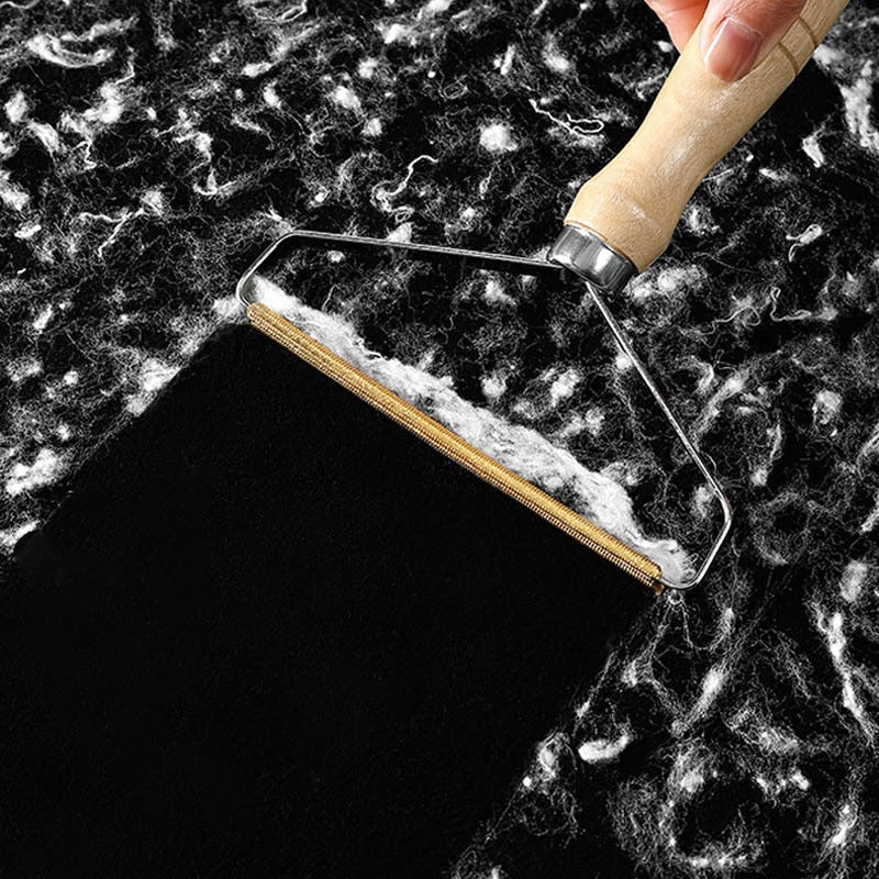 HaiRify TM : Lint and Pet Hair Remover Brush